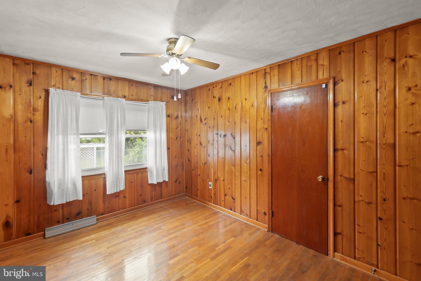 2938 S PLEASANT VALLEY RD, WINCHESTER, Virginia 22601, 3 Bedrooms Bedrooms, ,1 BathroomBathrooms,Residential,For sale,2938 S PLEASANT VALLEY RD,VAWI2007678 MLS # VAWI2007678