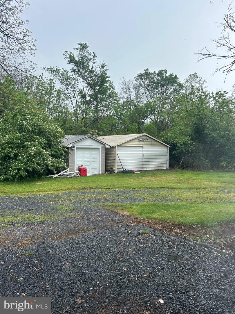2938 S PLEASANT VALLEY RD, WINCHESTER, Virginia 22601, 3 Bedrooms Bedrooms, ,1 BathroomBathrooms,Residential,For sale,2938 S PLEASANT VALLEY RD,VAWI2007678 MLS # VAWI2007678