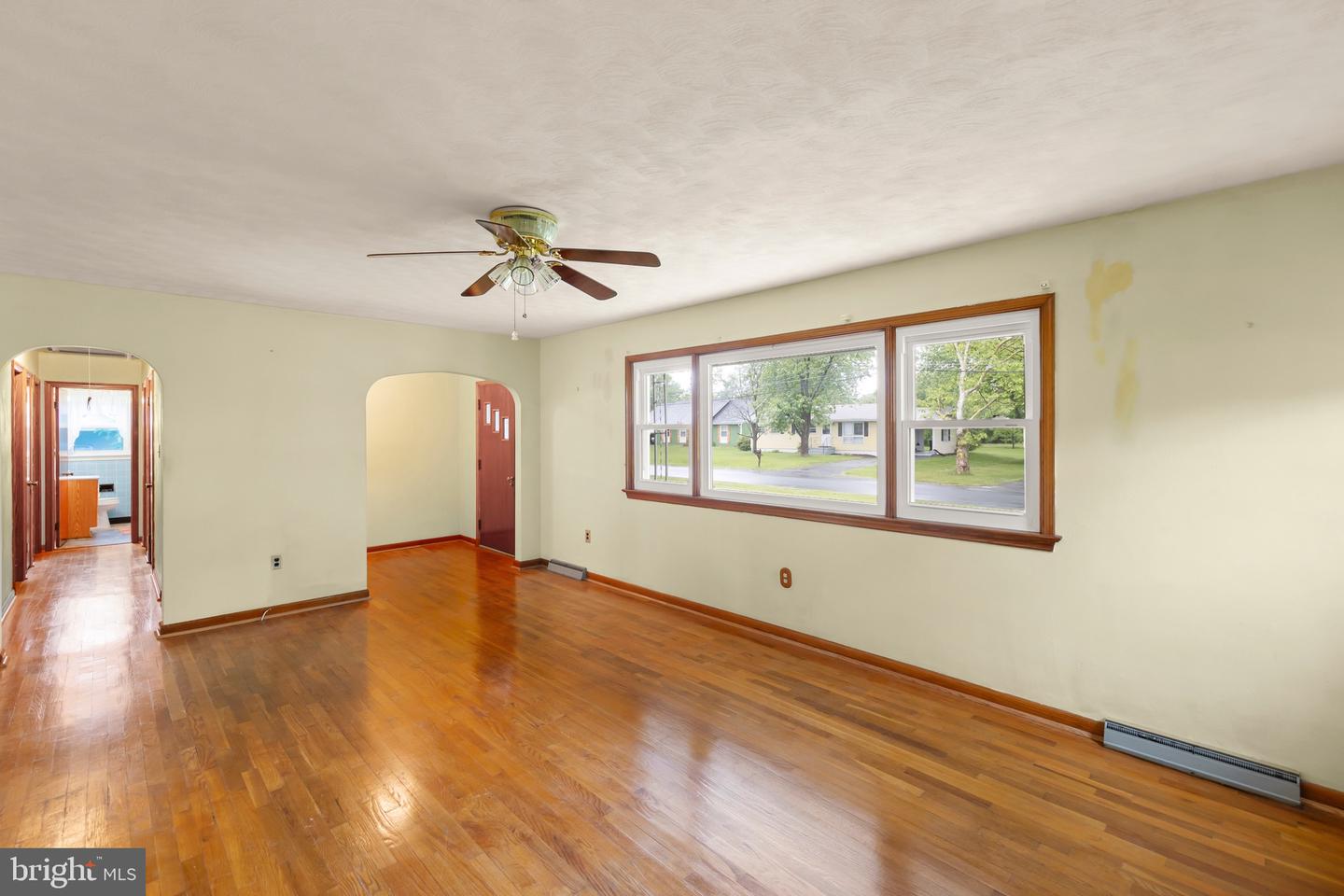 2938 S PLEASANT VALLEY RD, WINCHESTER, Virginia 22601, 3 Bedrooms Bedrooms, ,1 BathroomBathrooms,Residential,For sale,2938 S PLEASANT VALLEY RD,VAWI2007678 MLS # VAWI2007678