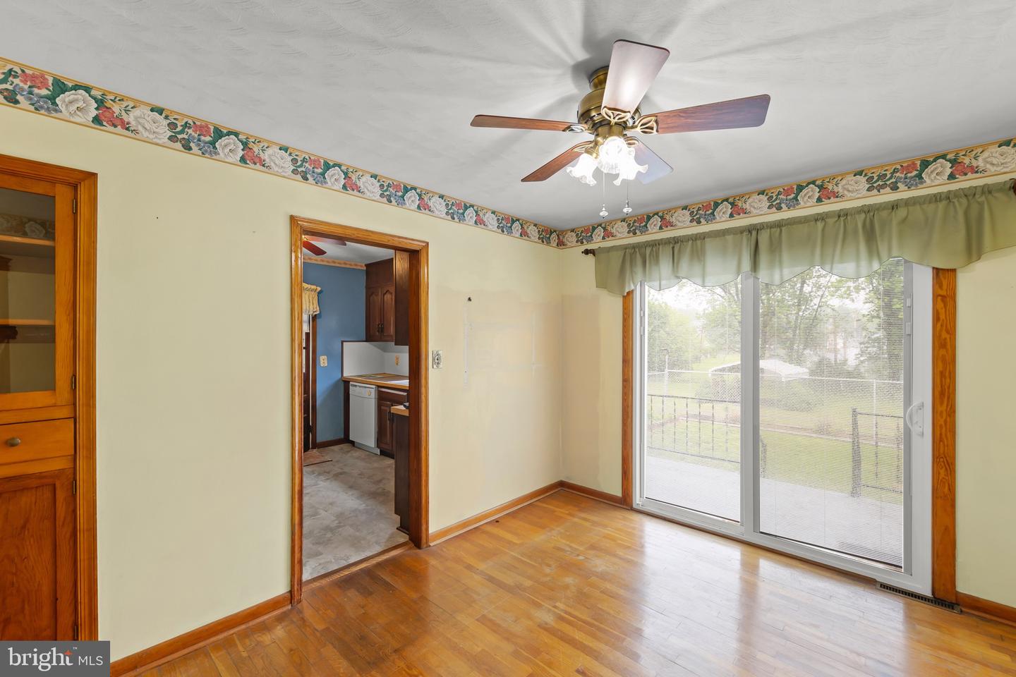 2938 S PLEASANT VALLEY RD, WINCHESTER, Virginia 22601, 3 Bedrooms Bedrooms, ,1 BathroomBathrooms,Residential,For sale,2938 S PLEASANT VALLEY RD,VAWI2007678 MLS # VAWI2007678