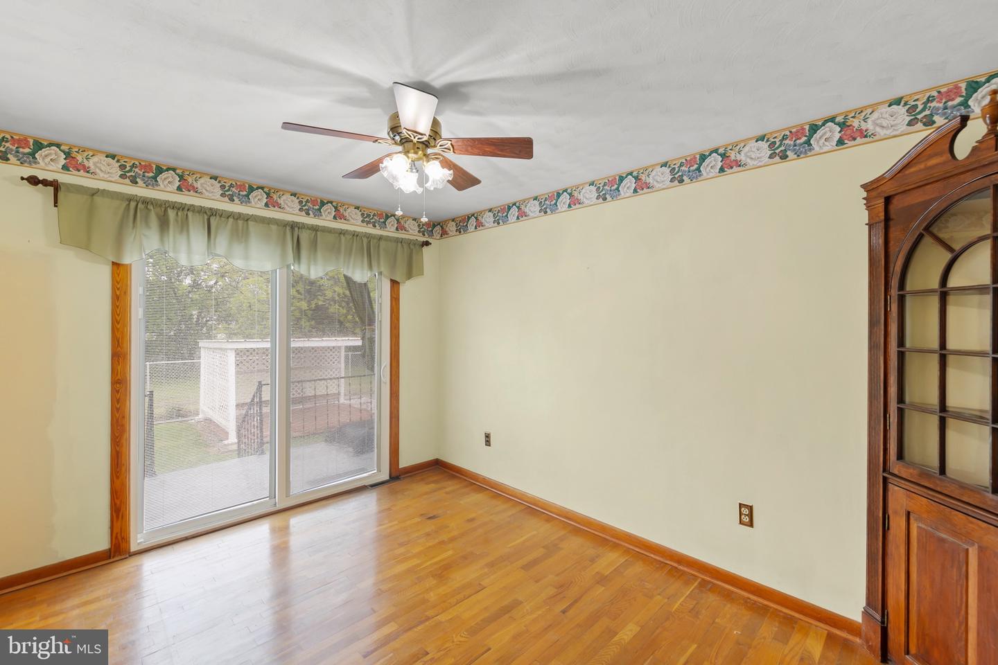 2938 S PLEASANT VALLEY RD, WINCHESTER, Virginia 22601, 3 Bedrooms Bedrooms, ,1 BathroomBathrooms,Residential,For sale,2938 S PLEASANT VALLEY RD,VAWI2007678 MLS # VAWI2007678