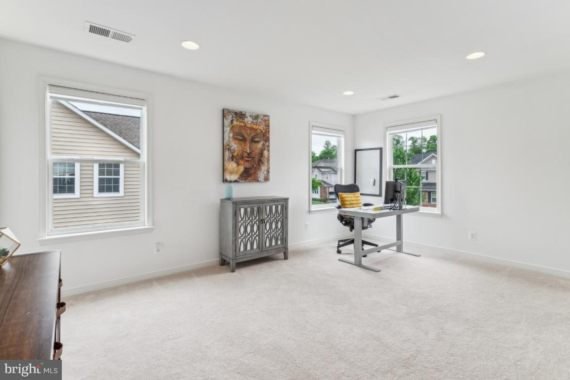 42004 DONNINGTON PL, ASHBURN, Virginia 20148, 5 Bedrooms Bedrooms, ,4 BathroomsBathrooms,Residential,For sale,42004 DONNINGTON PL,VALO2096272 MLS # VALO2096272