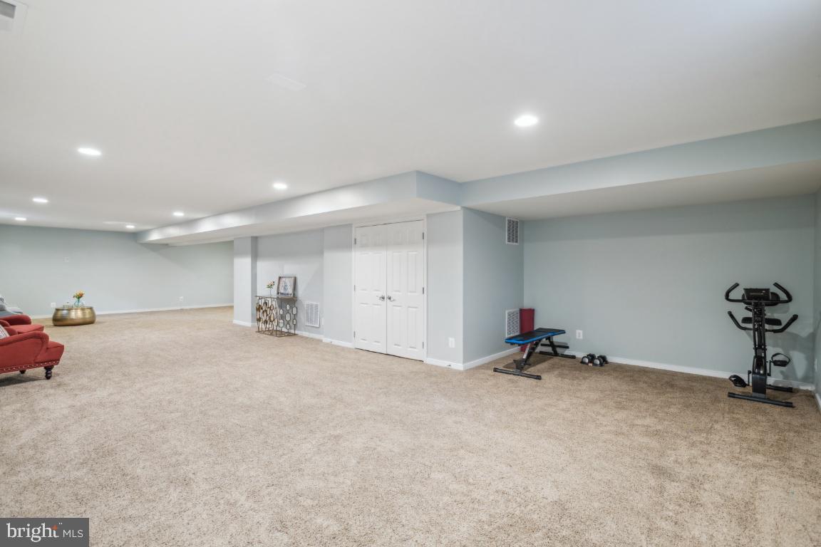 42004 DONNINGTON PL, ASHBURN, Virginia 20148, 5 Bedrooms Bedrooms, ,4 BathroomsBathrooms,Residential,For sale,42004 DONNINGTON PL,VALO2096272 MLS # VALO2096272