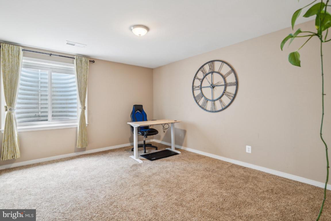 42004 DONNINGTON PL, ASHBURN, Virginia 20148, 5 Bedrooms Bedrooms, ,4 BathroomsBathrooms,Residential,For sale,42004 DONNINGTON PL,VALO2096272 MLS # VALO2096272