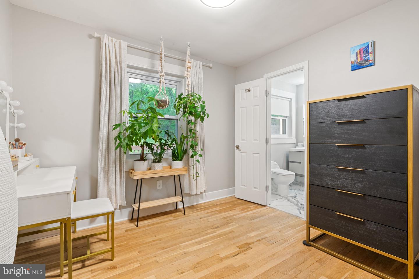 6415 WILCOX CT, ALEXANDRIA, Virginia 22310, 4 Bedrooms Bedrooms, ,3 BathroomsBathrooms,Residential,For sale,6415 WILCOX CT,VAFX2240510 MLS # VAFX2240510