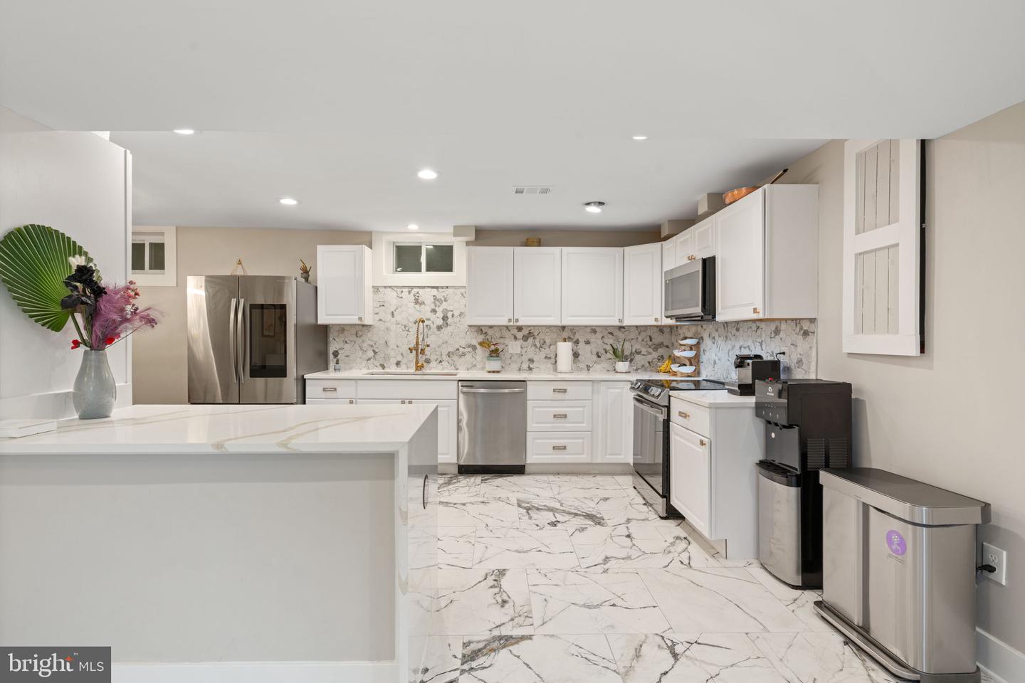 6415 WILCOX CT, ALEXANDRIA, Virginia 22310, 4 Bedrooms Bedrooms, ,3 BathroomsBathrooms,Residential,For sale,6415 WILCOX CT,VAFX2240510 MLS # VAFX2240510