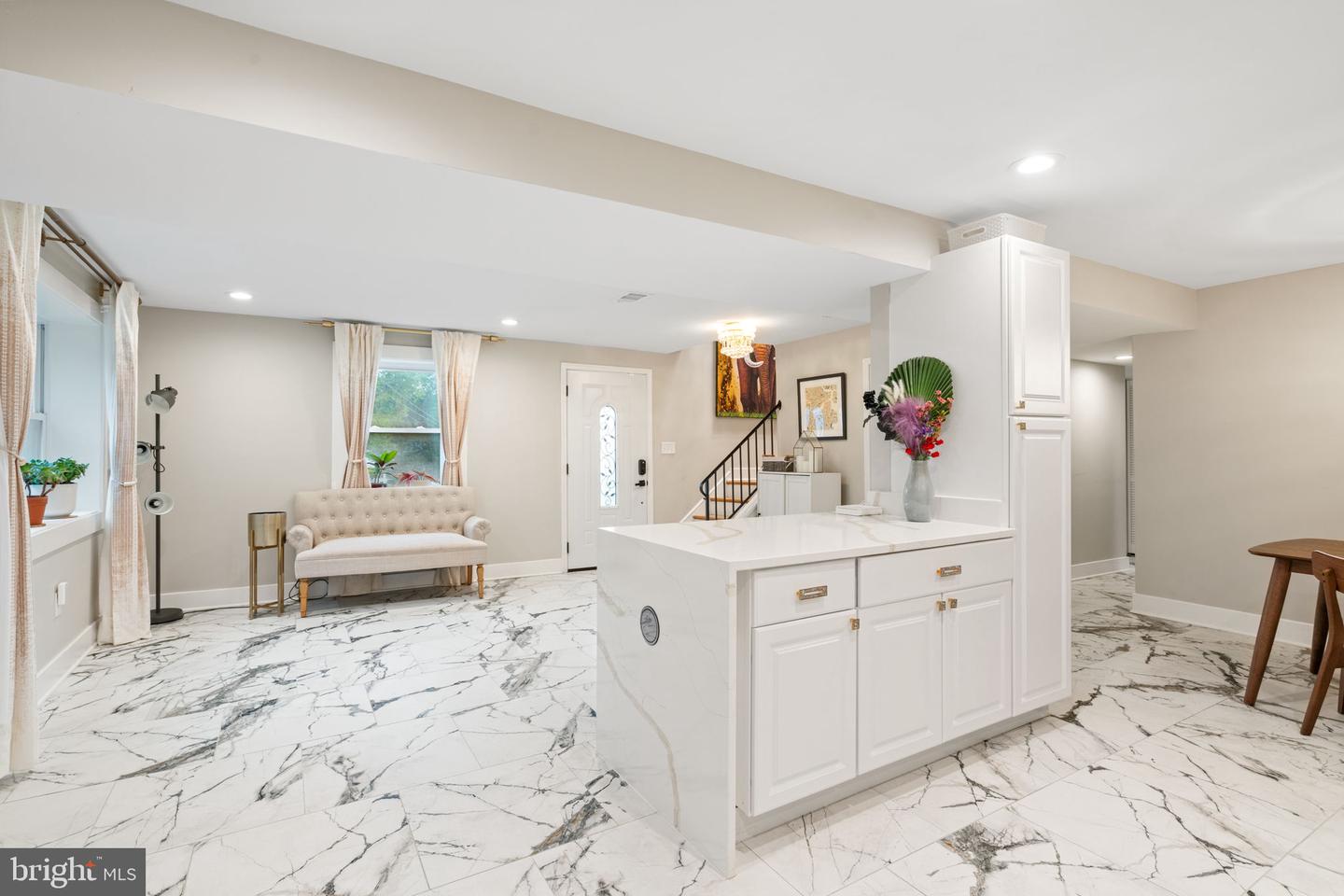 6415 WILCOX CT, ALEXANDRIA, Virginia 22310, 4 Bedrooms Bedrooms, ,3 BathroomsBathrooms,Residential,For sale,6415 WILCOX CT,VAFX2240510 MLS # VAFX2240510