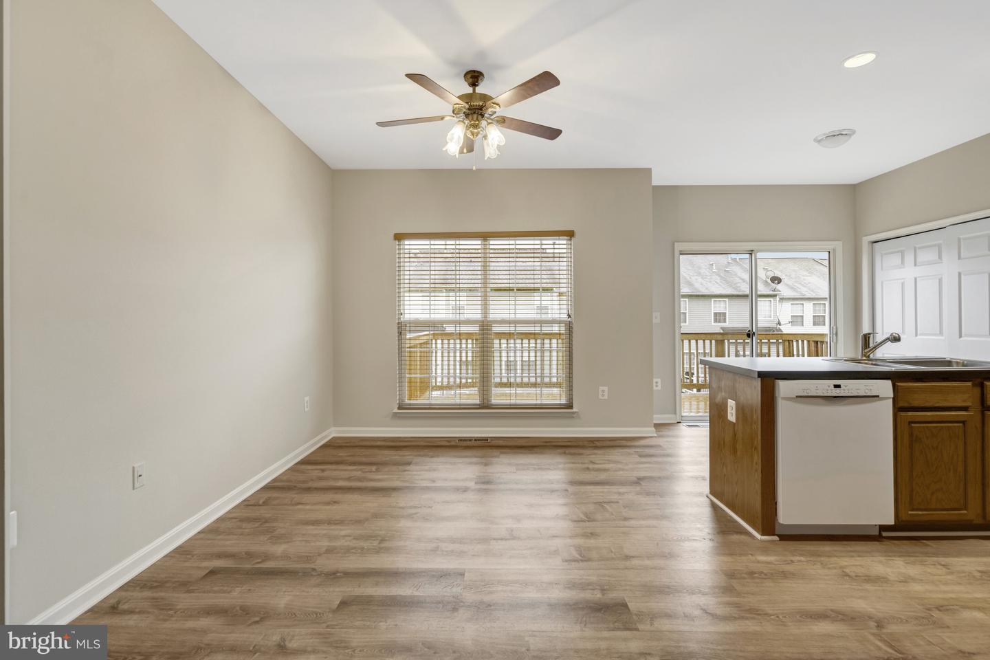 18514 SIERRA SPRINGS SQ, LEESBURG, Virginia 20176, 3 Bedrooms Bedrooms, ,3 BathroomsBathrooms,Residential,For sale,18514 SIERRA SPRINGS SQ,VALO2096288 MLS # VALO2096288