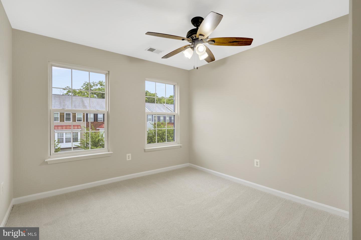 18514 SIERRA SPRINGS SQ, LEESBURG, Virginia 20176, 3 Bedrooms Bedrooms, ,3 BathroomsBathrooms,Residential,For sale,18514 SIERRA SPRINGS SQ,VALO2096288 MLS # VALO2096288