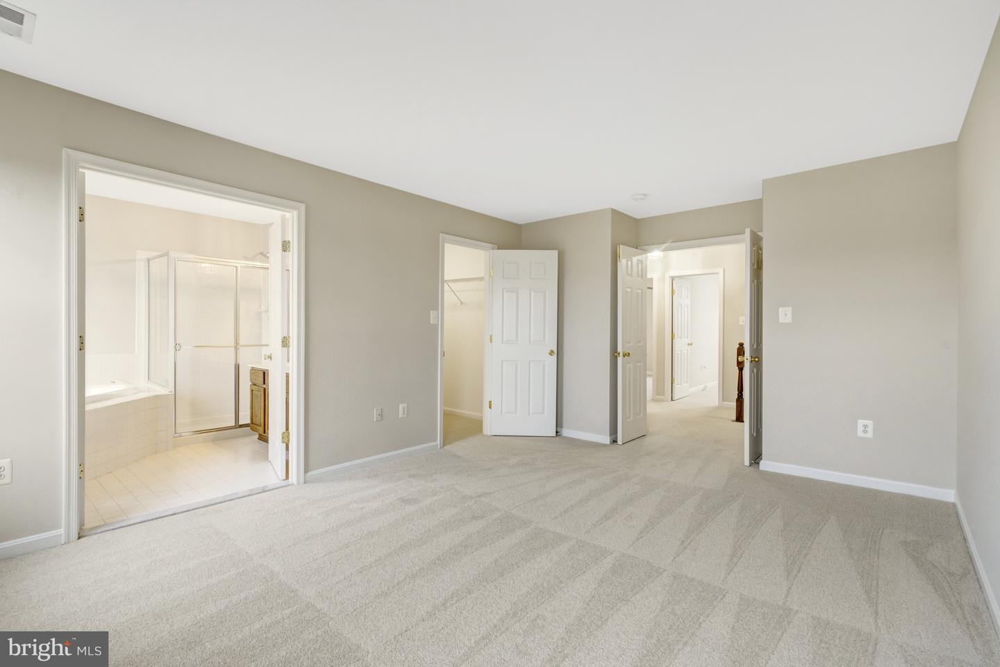 18514 SIERRA SPRINGS SQ, LEESBURG, Virginia 20176, 3 Bedrooms Bedrooms, ,3 BathroomsBathrooms,Residential,For sale,18514 SIERRA SPRINGS SQ,VALO2096288 MLS # VALO2096288