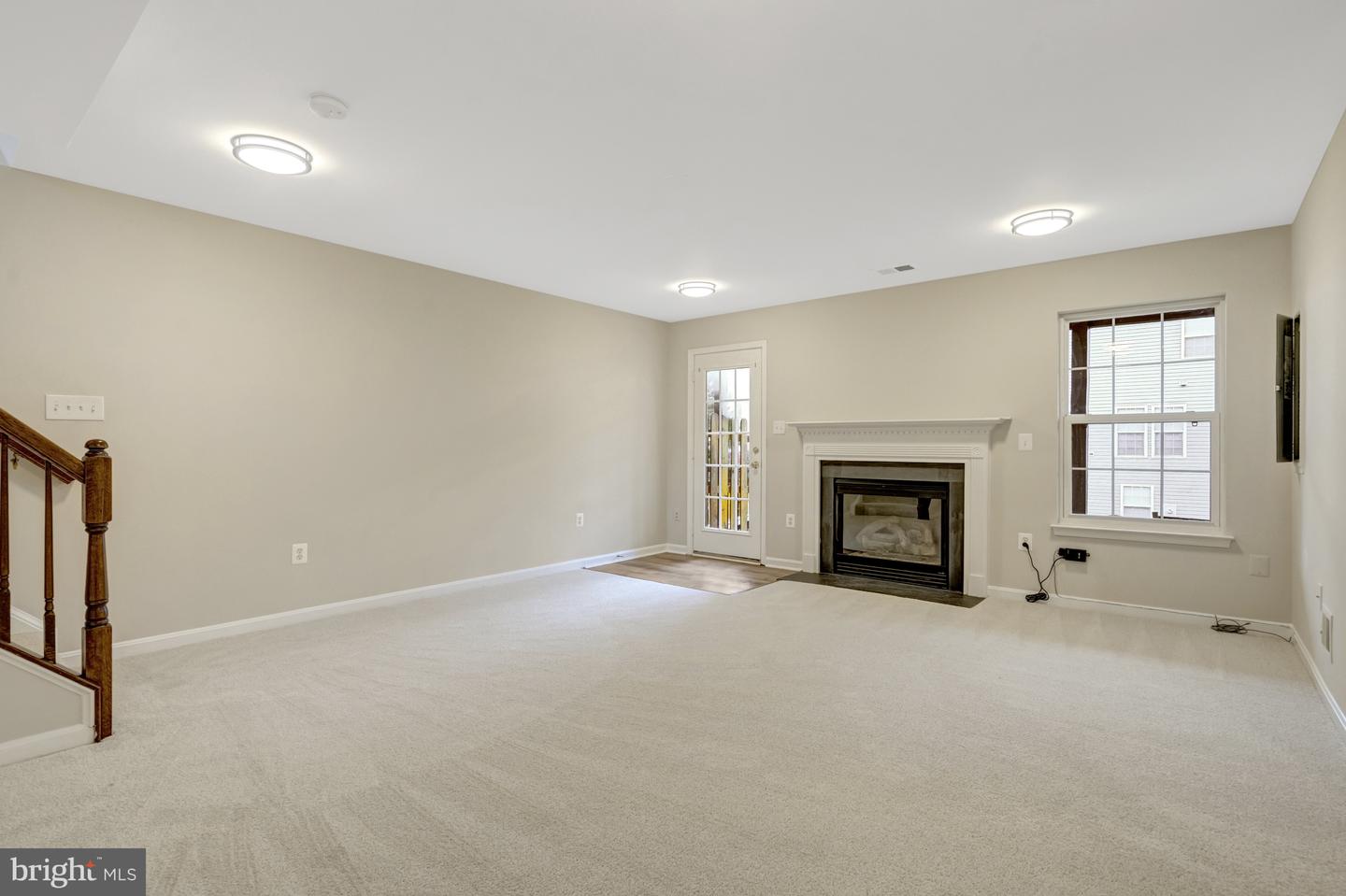18514 SIERRA SPRINGS SQ, LEESBURG, Virginia 20176, 3 Bedrooms Bedrooms, ,3 BathroomsBathrooms,Residential,For sale,18514 SIERRA SPRINGS SQ,VALO2096288 MLS # VALO2096288