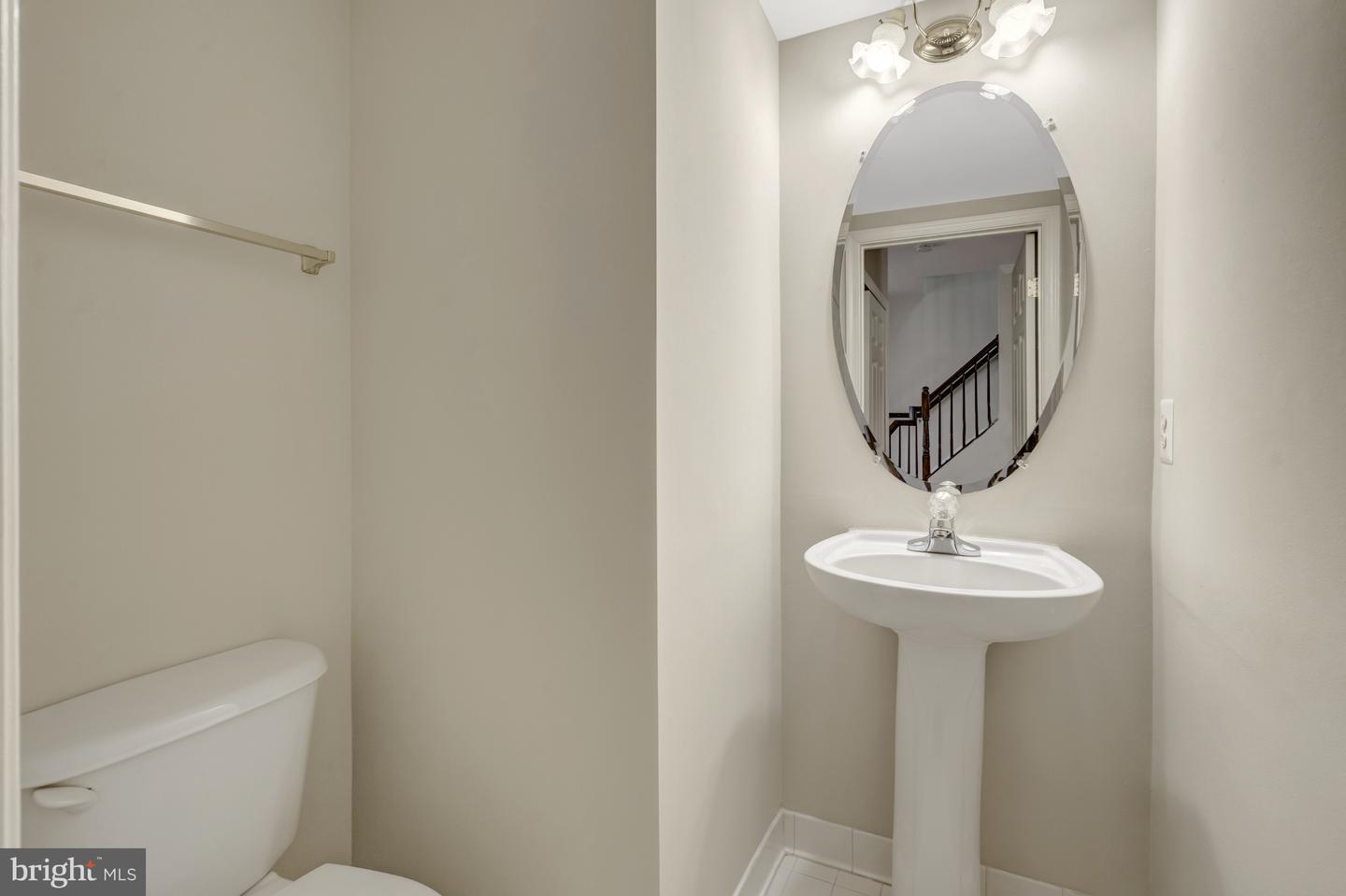 18514 SIERRA SPRINGS SQ, LEESBURG, Virginia 20176, 3 Bedrooms Bedrooms, ,3 BathroomsBathrooms,Residential,For sale,18514 SIERRA SPRINGS SQ,VALO2096288 MLS # VALO2096288