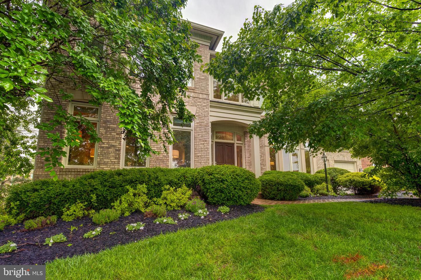 23004 MINERVA DR, BRAMBLETON, Virginia 20148, 4 Bedrooms Bedrooms, ,4 BathroomsBathrooms,Residential,For sale,23004 MINERVA DR,VALO2096310 MLS # VALO2096310