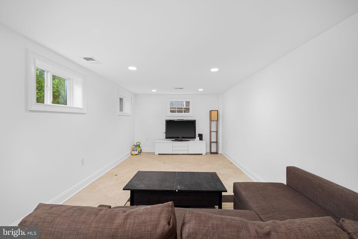 4204 13TH PL NE, WASHINGTON, District Of Columbia 20017, 4 Bedrooms Bedrooms, ,3 BathroomsBathrooms,Residential,For sale,4204 13TH PL NE,DCDC2200420 MLS # DCDC2200420
