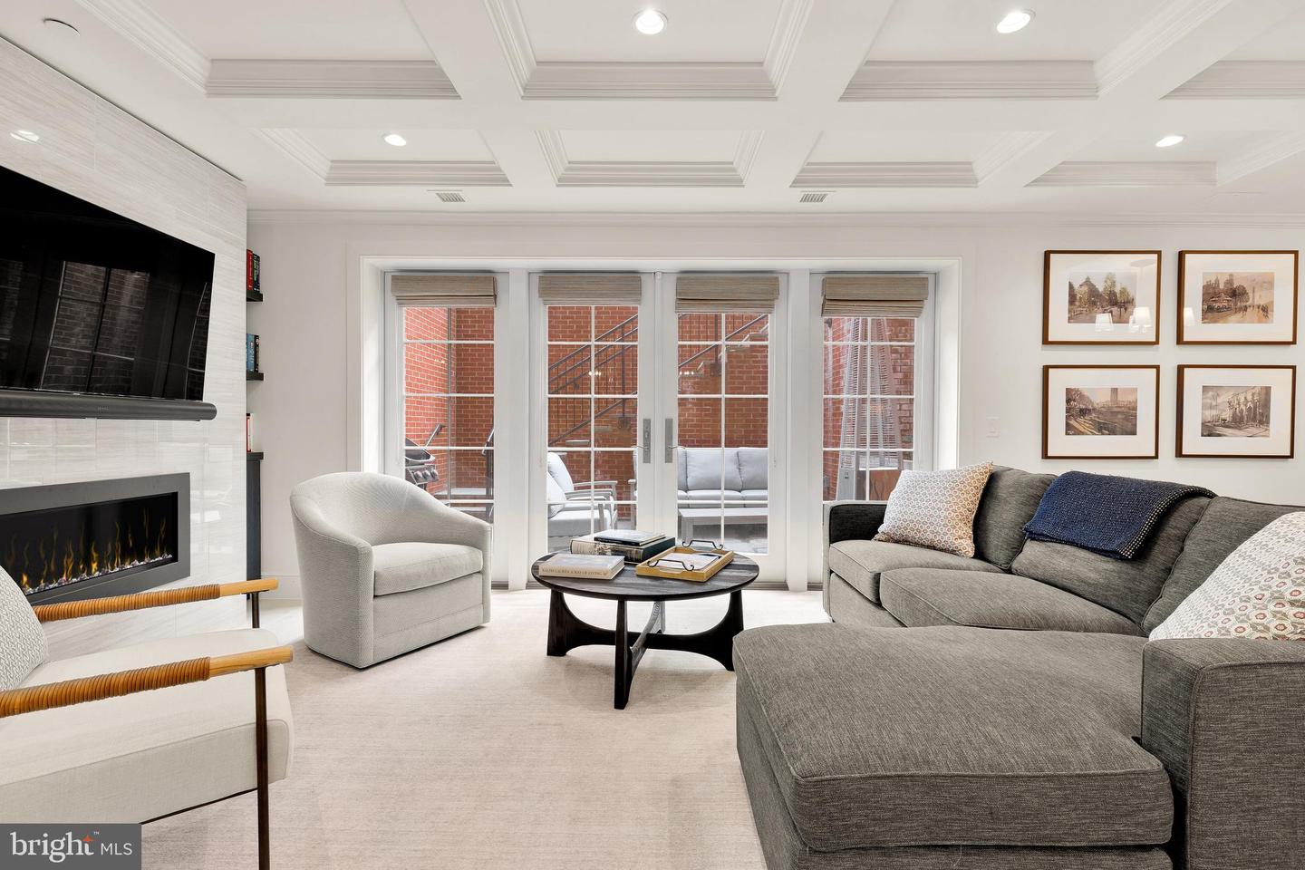 2122 N ST NW #1, WASHINGTON, District Of Columbia 20037, 1 Bedroom Bedrooms, ,1 BathroomBathrooms,Residential,For sale,2122 N ST NW #1,DCDC2200524 MLS # DCDC2200524