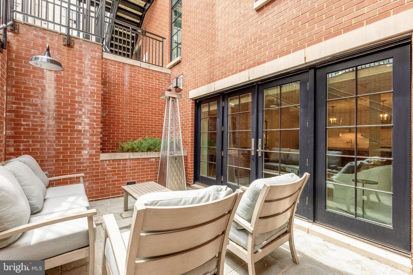 2122 N ST NW #1, WASHINGTON, District Of Columbia 20037, 1 Bedroom Bedrooms, ,1 BathroomBathrooms,Residential,For sale,2122 N ST NW #1,DCDC2200524 MLS # DCDC2200524