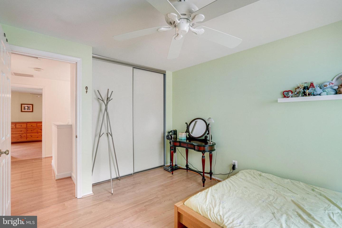5941 POWELLS LANDING RD, BURKE, Virginia 22015, 3 Bedrooms Bedrooms, ,3 BathroomsBathrooms,Residential,For sale,5941 POWELLS LANDING RD,VAFX2240808 MLS # VAFX2240808