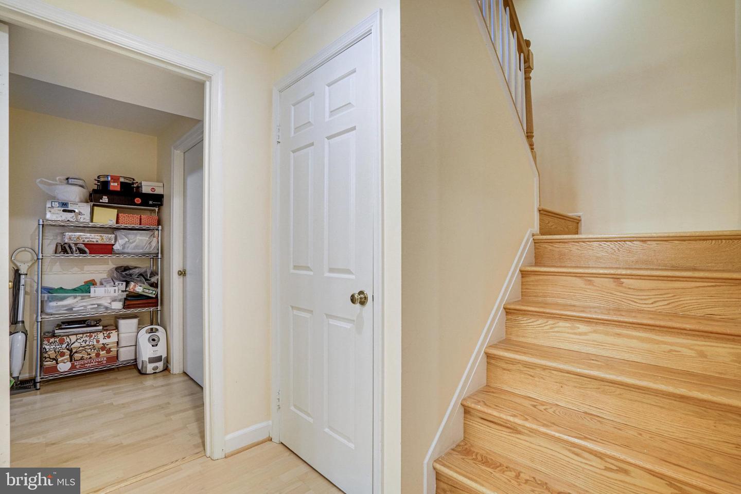 5941 POWELLS LANDING RD, BURKE, Virginia 22015, 3 Bedrooms Bedrooms, ,3 BathroomsBathrooms,Residential,For sale,5941 POWELLS LANDING RD,VAFX2240808 MLS # VAFX2240808