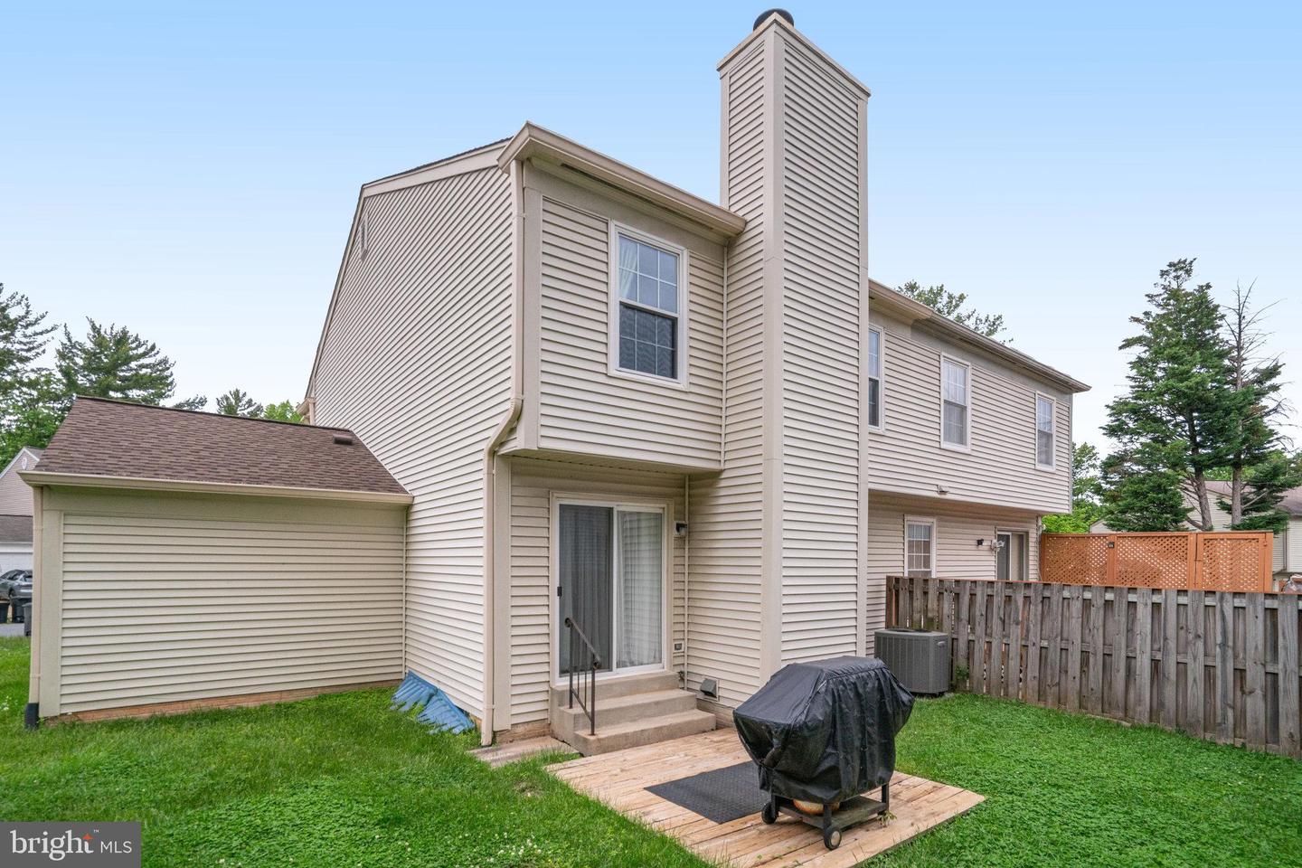 5941 POWELLS LANDING RD, BURKE, Virginia 22015, 3 Bedrooms Bedrooms, ,3 BathroomsBathrooms,Residential,For sale,5941 POWELLS LANDING RD,VAFX2240808 MLS # VAFX2240808
