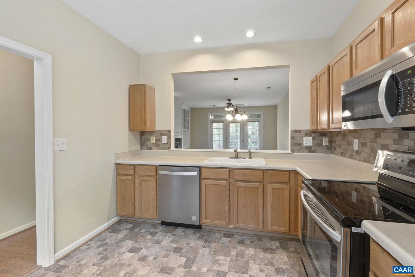 3353 WORTH CROSSING, CHARLOTTESVILLE, Virginia 22911, 2 Bedrooms Bedrooms, ,2 BathroomsBathrooms,Residential,For sale,3353 WORTH CROSSING,664474 MLS # 664474