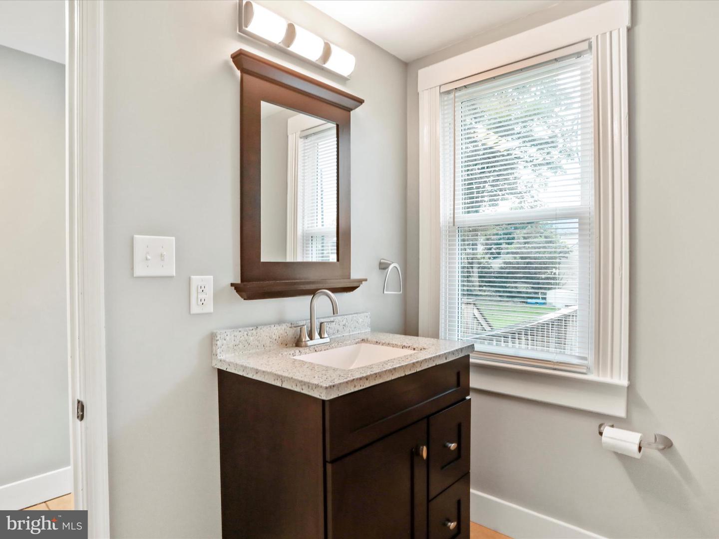 387 ASH ST, STRASBURG, Virginia 22657, 4 Bedrooms Bedrooms, ,2 BathroomsBathrooms,Residential,For sale,387 ASH ST,VASH2011446 MLS # VASH2011446