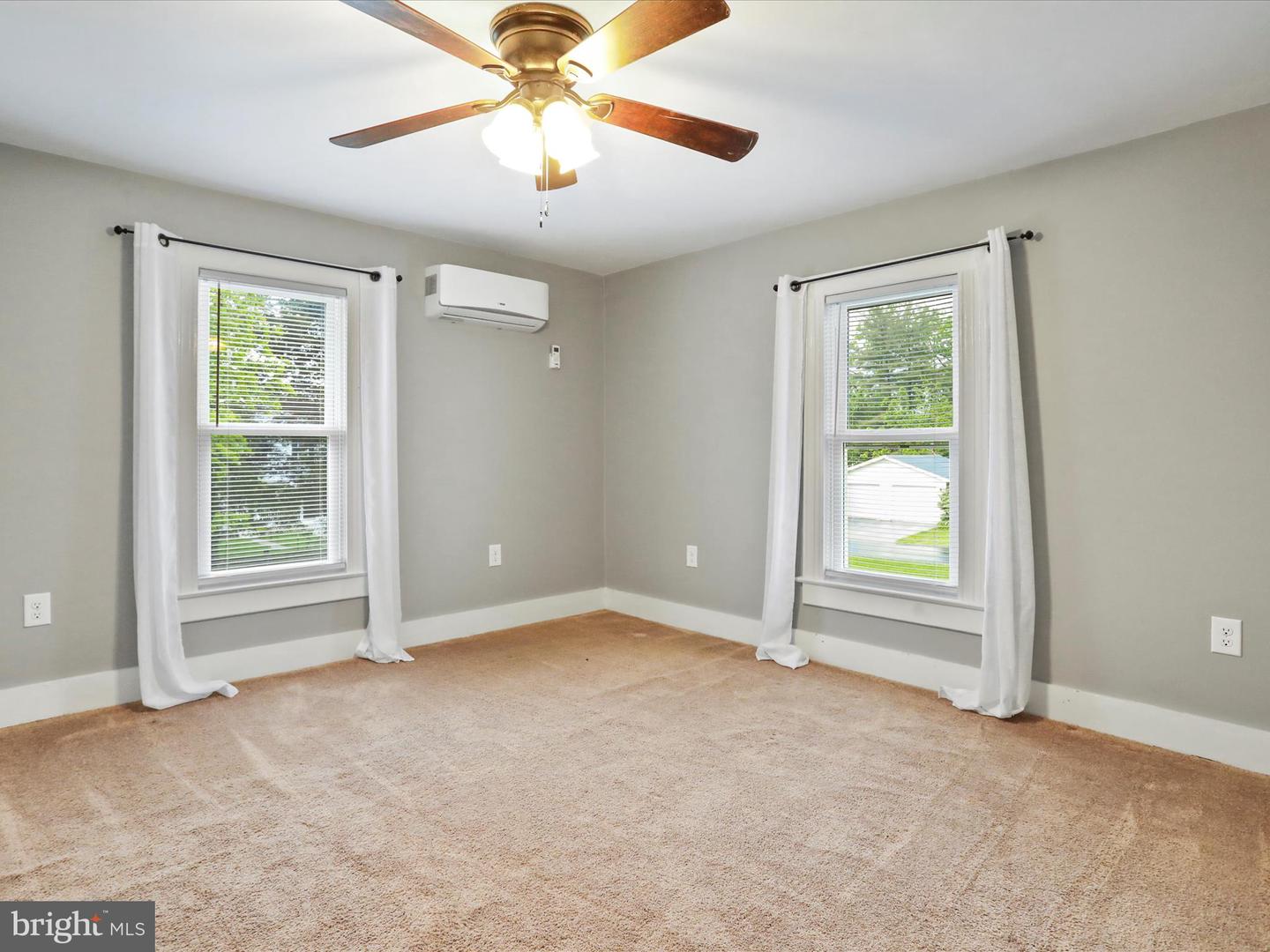 387 ASH ST, STRASBURG, Virginia 22657, 4 Bedrooms Bedrooms, ,2 BathroomsBathrooms,Residential,For sale,387 ASH ST,VASH2011446 MLS # VASH2011446