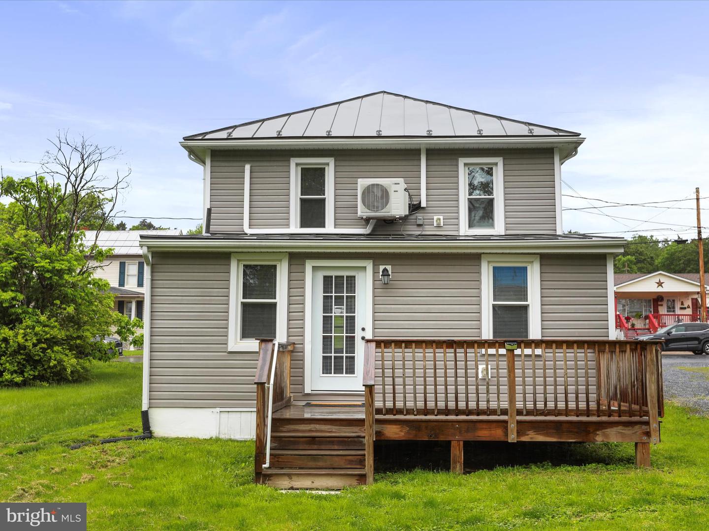 387 ASH ST, STRASBURG, Virginia 22657, 4 Bedrooms Bedrooms, ,2 BathroomsBathrooms,Residential,For sale,387 ASH ST,VASH2011446 MLS # VASH2011446