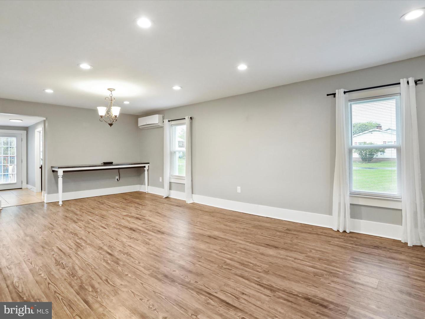 387 ASH ST, STRASBURG, Virginia 22657, 4 Bedrooms Bedrooms, ,2 BathroomsBathrooms,Residential,For sale,387 ASH ST,VASH2011446 MLS # VASH2011446
