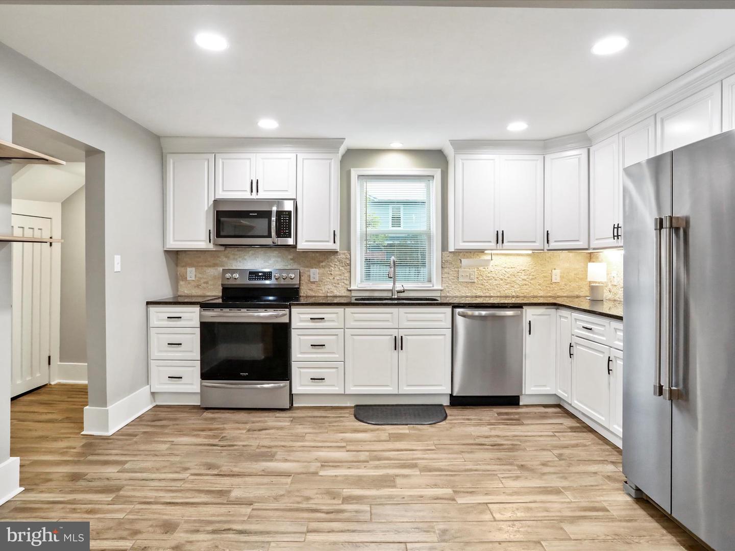 387 ASH ST, STRASBURG, Virginia 22657, 4 Bedrooms Bedrooms, ,2 BathroomsBathrooms,Residential,For sale,387 ASH ST,VASH2011446 MLS # VASH2011446