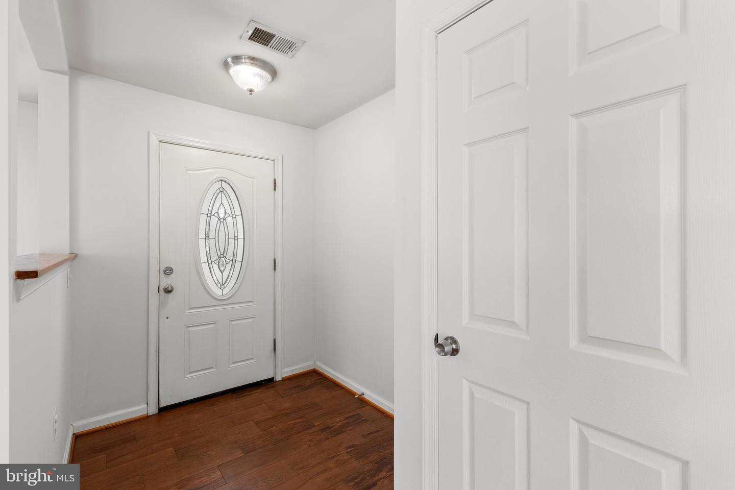 7900 FOOTE LN, SPRINGFIELD, Virginia 22151, 5 Bedrooms Bedrooms, ,2 BathroomsBathrooms,Residential,For sale,7900 FOOTE LN,VAFX2240660 MLS # VAFX2240660