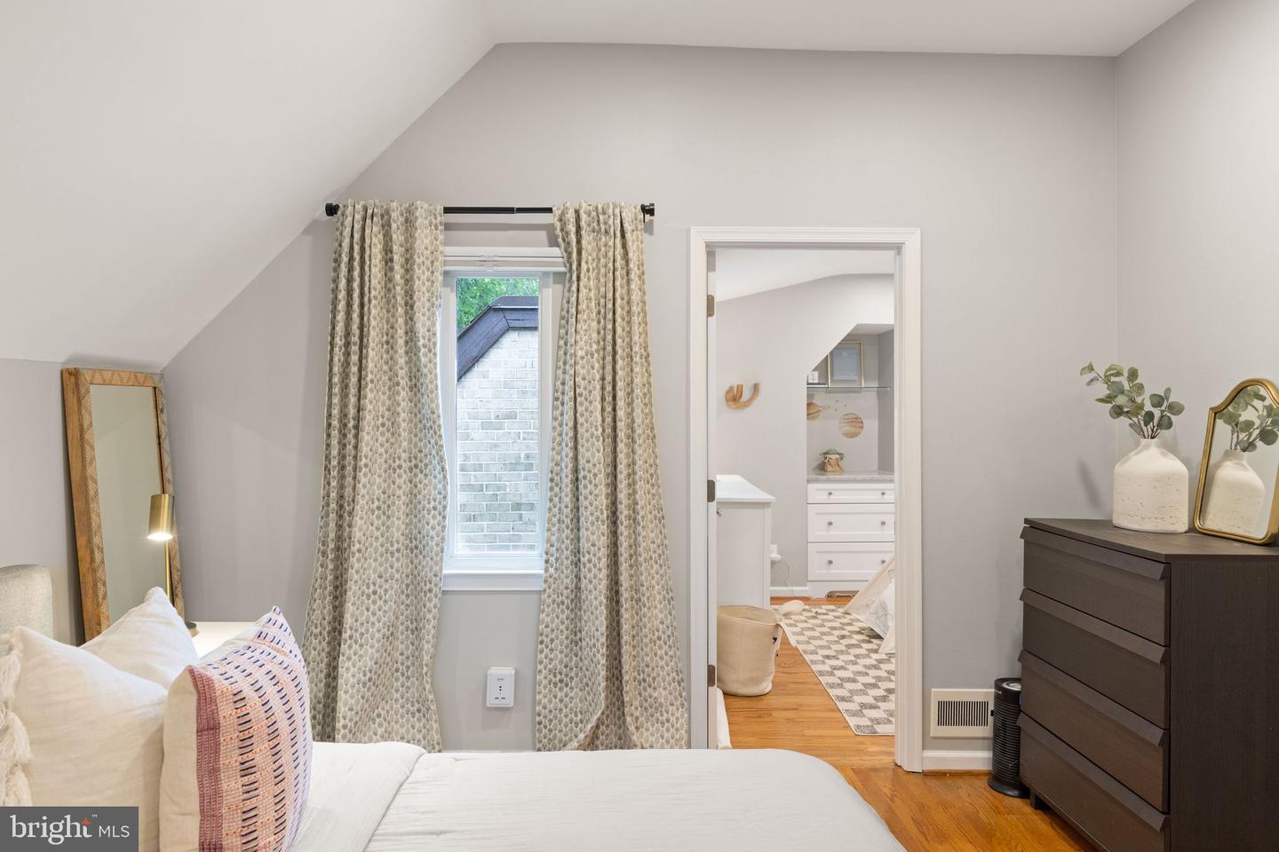 1535 PARK GLEN CT, RESTON, Virginia 20190, 4 Bedrooms Bedrooms, ,3 BathroomsBathrooms,Residential,For sale,1535 PARK GLEN CT,VAFX2240818 MLS # VAFX2240818