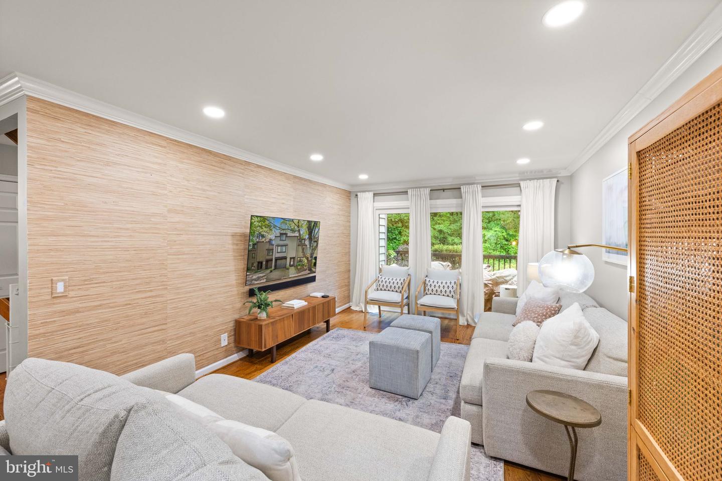 1535 PARK GLEN CT, RESTON, Virginia 20190, 4 Bedrooms Bedrooms, ,3 BathroomsBathrooms,Residential,For sale,1535 PARK GLEN CT,VAFX2240818 MLS # VAFX2240818