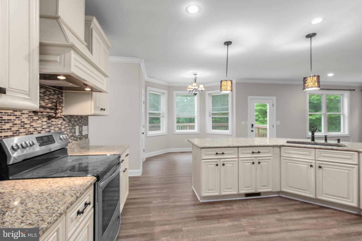 838 HARTWOOD RD, FREDERICKSBURG, Virginia 22406, 5 Bedrooms Bedrooms, ,4 BathroomsBathrooms,Residential,For sale,838 HARTWOOD RD,VAST2038800 MLS # VAST2038800