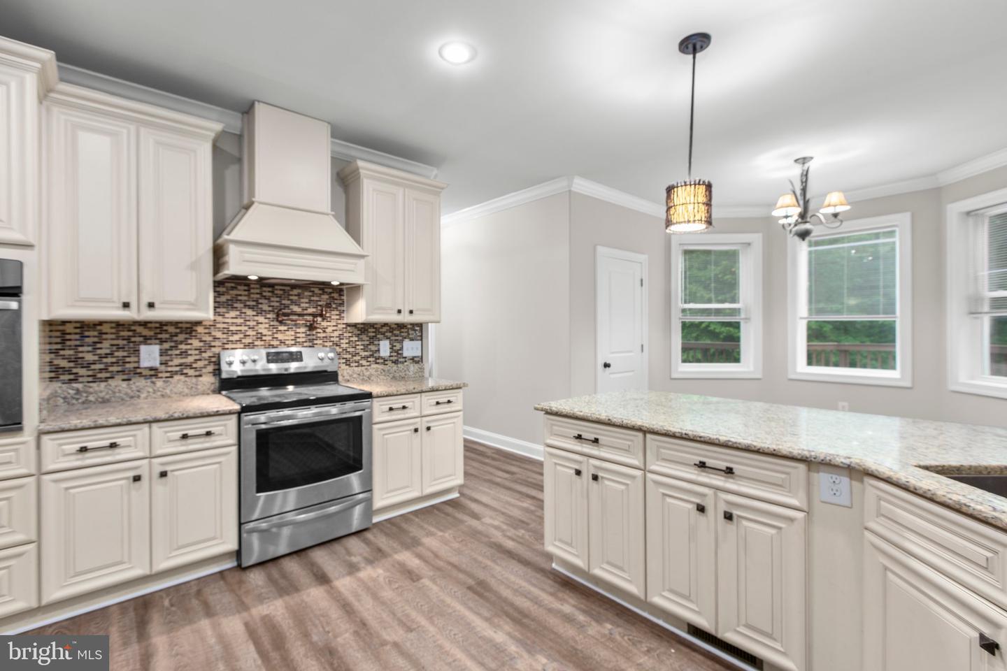 838 HARTWOOD RD, FREDERICKSBURG, Virginia 22406, 5 Bedrooms Bedrooms, ,4 BathroomsBathrooms,Residential,For sale,838 HARTWOOD RD,VAST2038800 MLS # VAST2038800