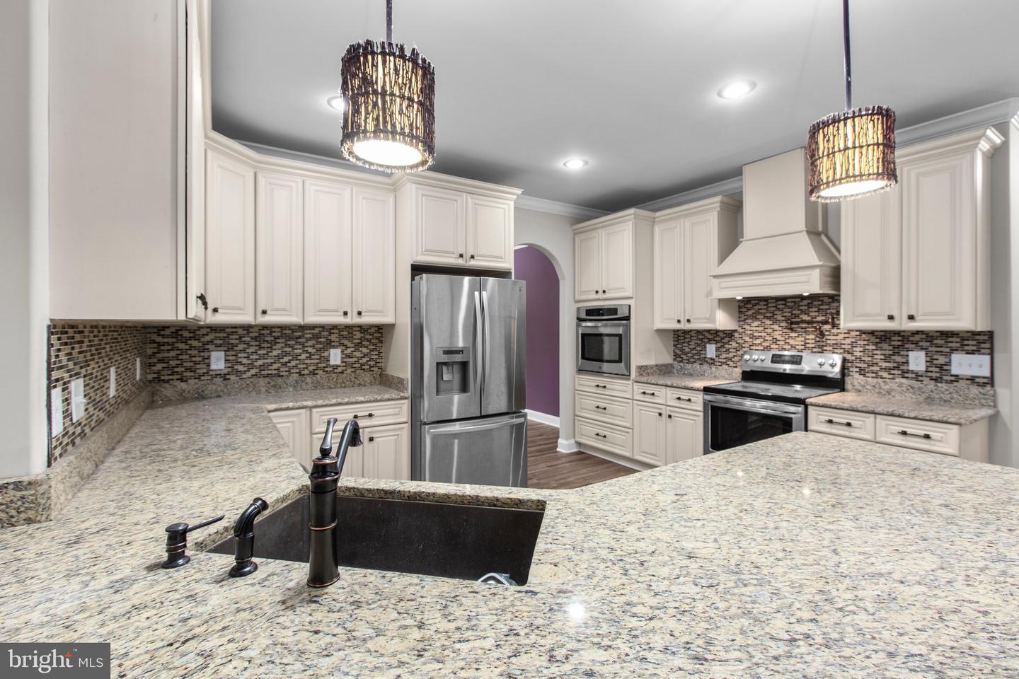838 HARTWOOD RD, FREDERICKSBURG, Virginia 22406, 5 Bedrooms Bedrooms, ,4 BathroomsBathrooms,Residential,For sale,838 HARTWOOD RD,VAST2038800 MLS # VAST2038800