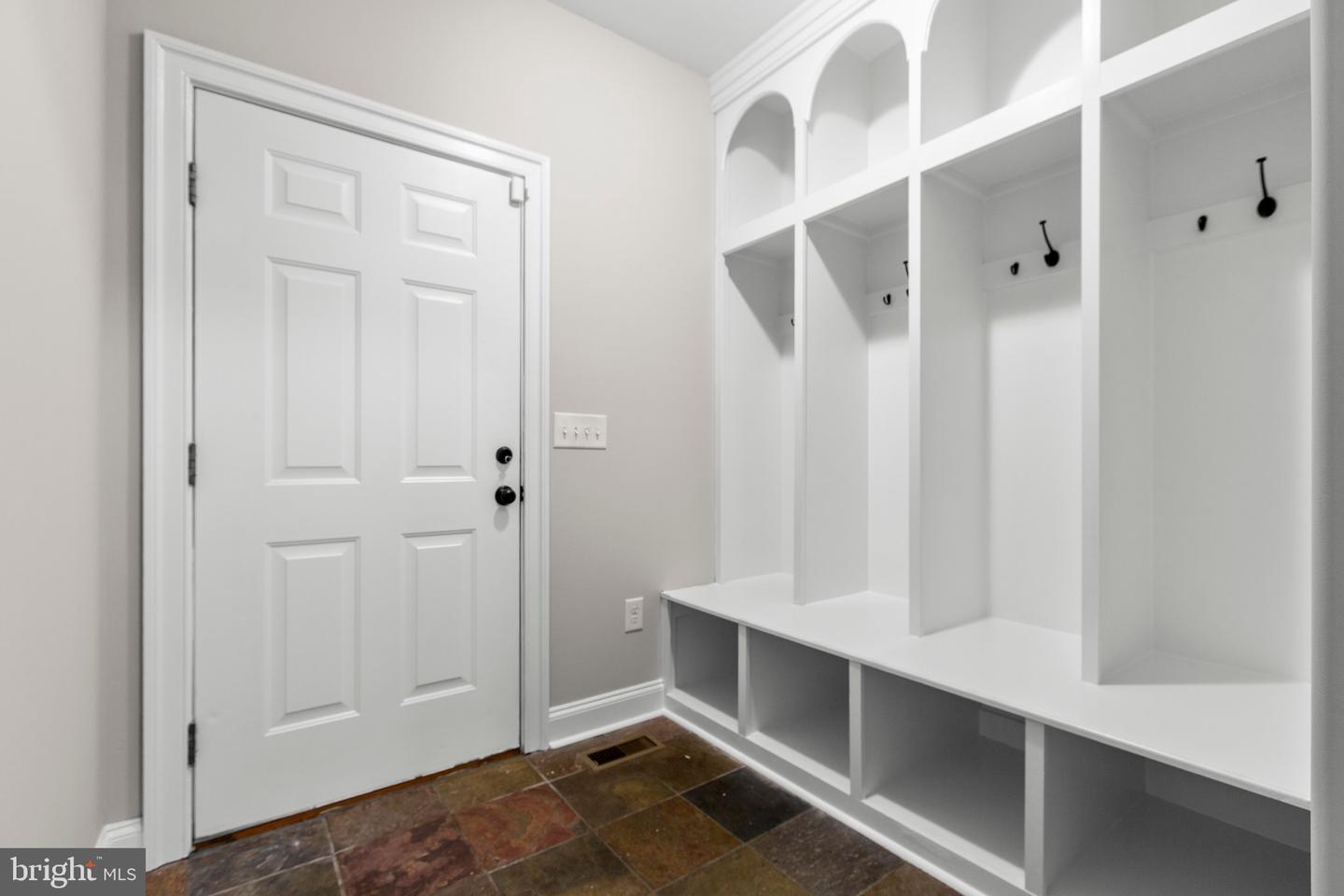 838 HARTWOOD RD, FREDERICKSBURG, Virginia 22406, 5 Bedrooms Bedrooms, ,4 BathroomsBathrooms,Residential,For sale,838 HARTWOOD RD,VAST2038800 MLS # VAST2038800