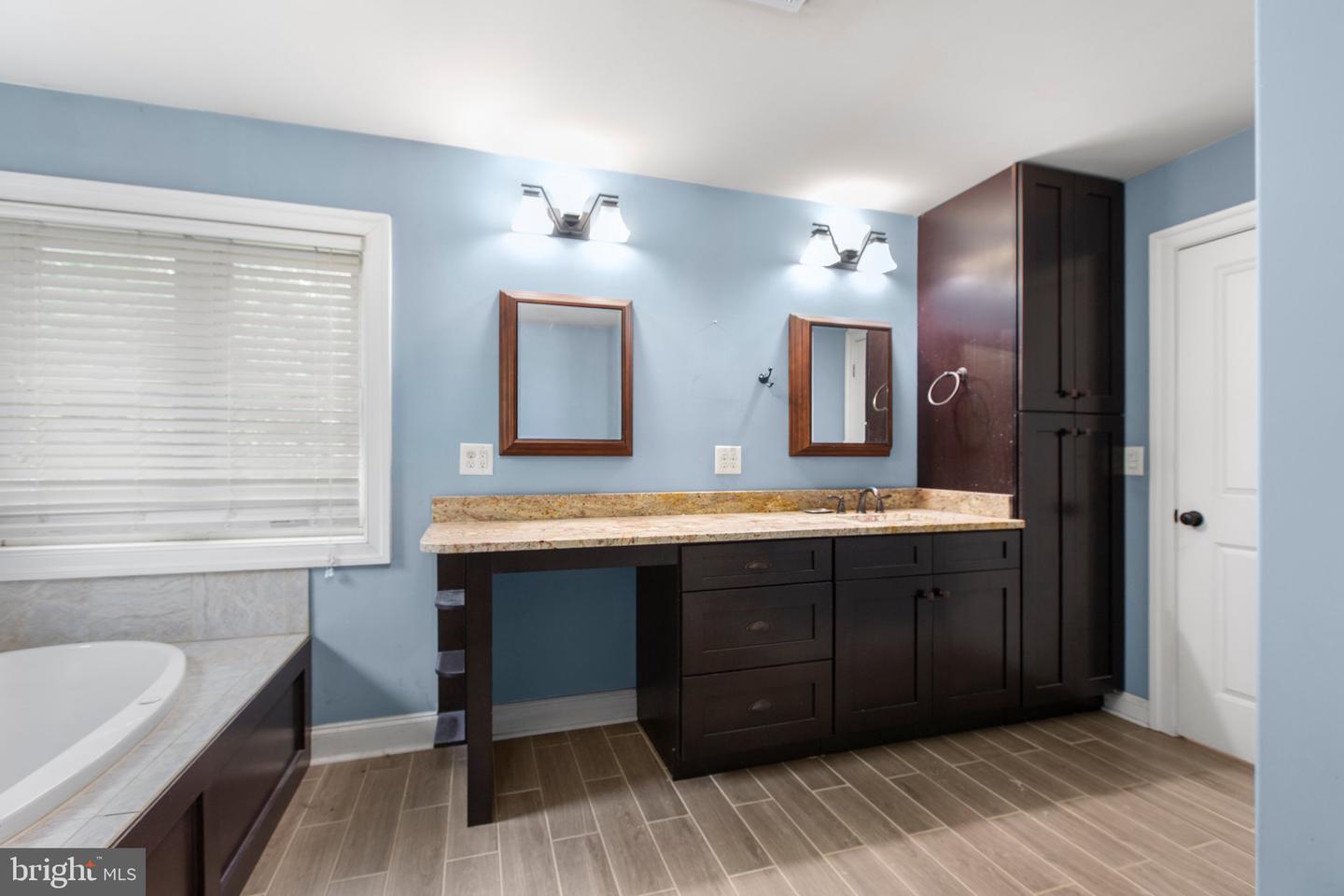 838 HARTWOOD RD, FREDERICKSBURG, Virginia 22406, 5 Bedrooms Bedrooms, ,4 BathroomsBathrooms,Residential,For sale,838 HARTWOOD RD,VAST2038800 MLS # VAST2038800
