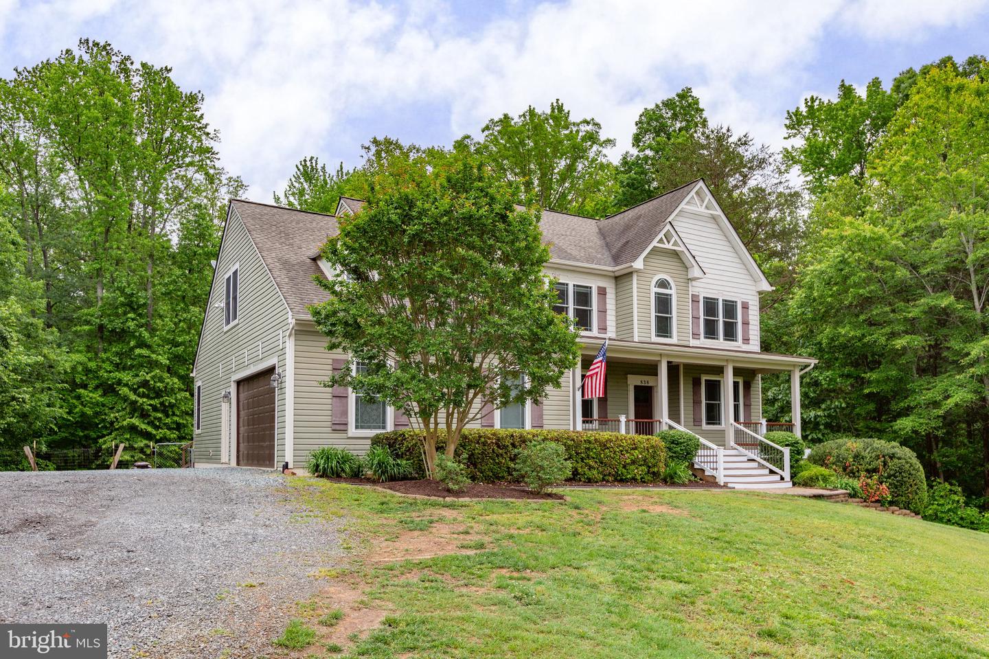 838 HARTWOOD RD, FREDERICKSBURG, Virginia 22406, 5 Bedrooms Bedrooms, ,4 BathroomsBathrooms,Residential,For sale,838 HARTWOOD RD,VAST2038800 MLS # VAST2038800