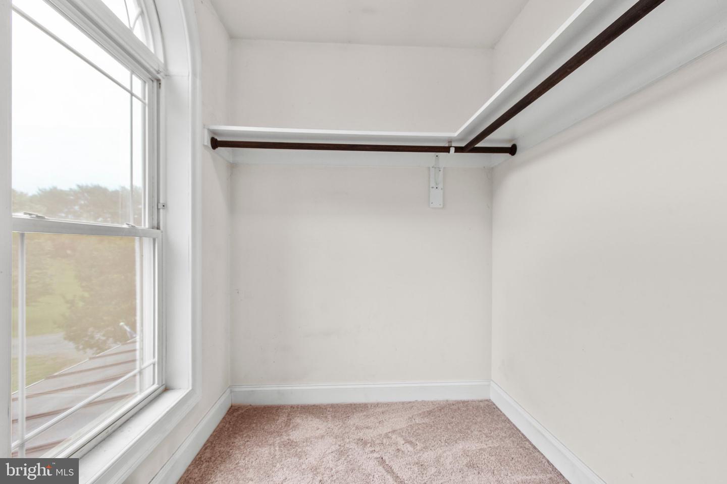 838 HARTWOOD RD, FREDERICKSBURG, Virginia 22406, 5 Bedrooms Bedrooms, ,4 BathroomsBathrooms,Residential,For sale,838 HARTWOOD RD,VAST2038800 MLS # VAST2038800