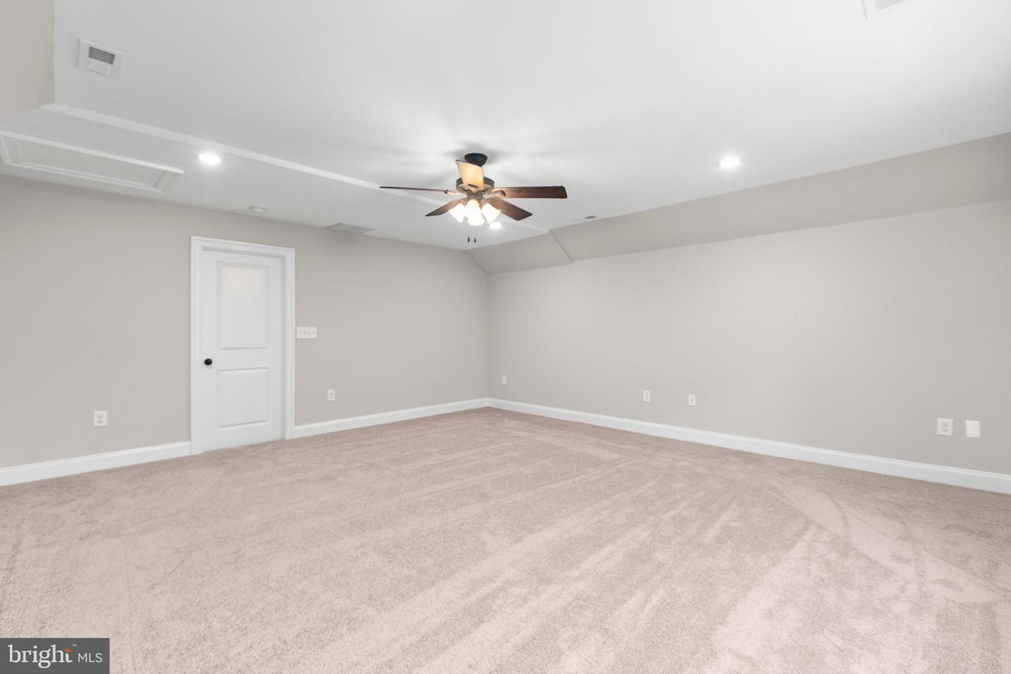 838 HARTWOOD RD, FREDERICKSBURG, Virginia 22406, 5 Bedrooms Bedrooms, ,4 BathroomsBathrooms,Residential,For sale,838 HARTWOOD RD,VAST2038800 MLS # VAST2038800