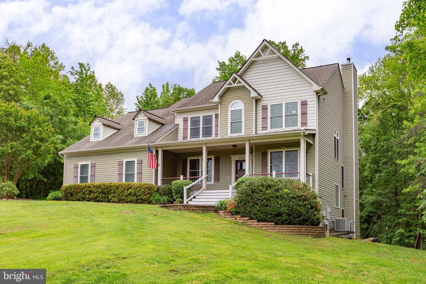 838 HARTWOOD RD, FREDERICKSBURG, Virginia 22406, 5 Bedrooms Bedrooms, ,4 BathroomsBathrooms,Residential,For sale,838 HARTWOOD RD,VAST2038800 MLS # VAST2038800