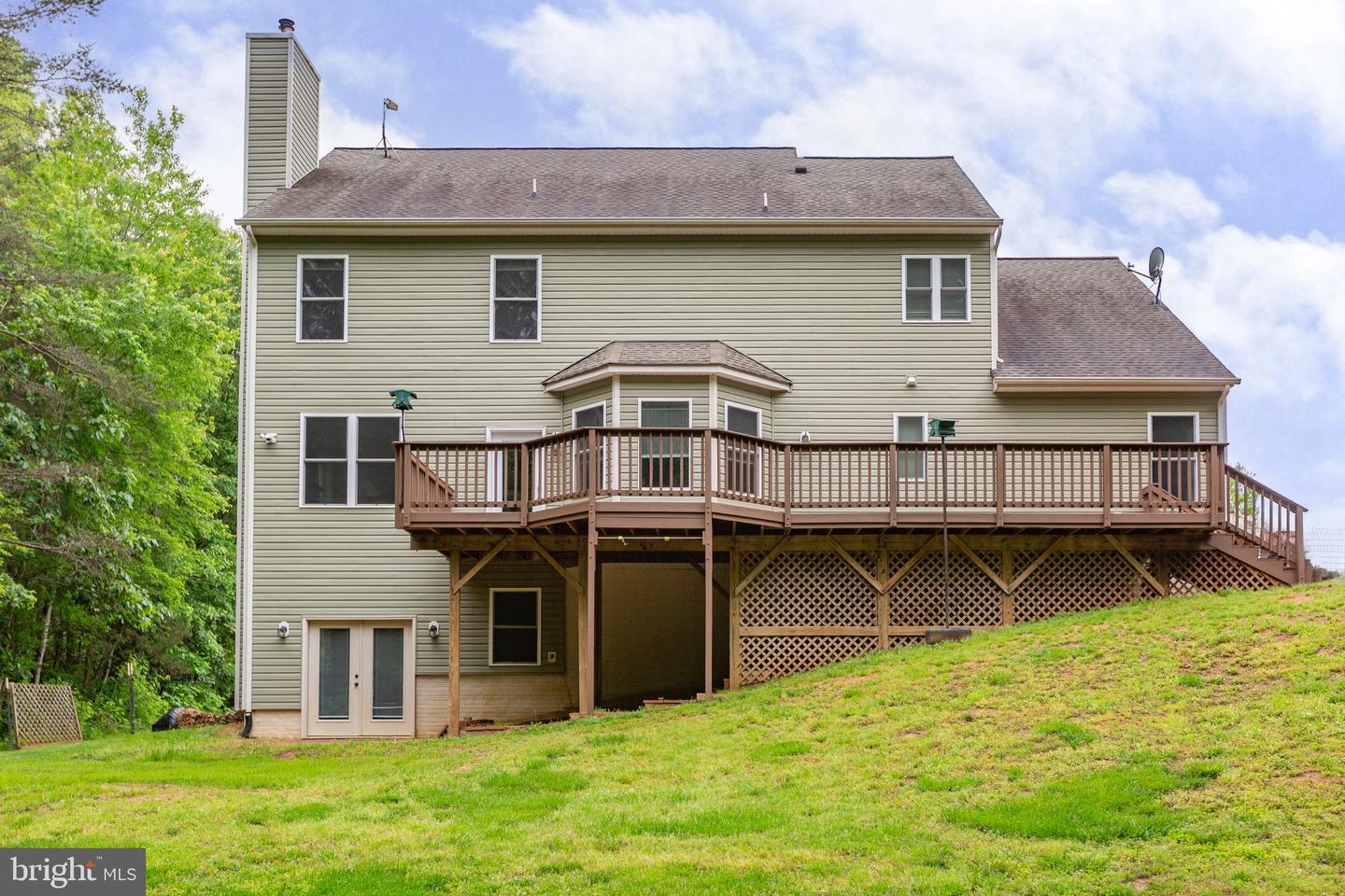 838 HARTWOOD RD, FREDERICKSBURG, Virginia 22406, 5 Bedrooms Bedrooms, ,4 BathroomsBathrooms,Residential,For sale,838 HARTWOOD RD,VAST2038800 MLS # VAST2038800