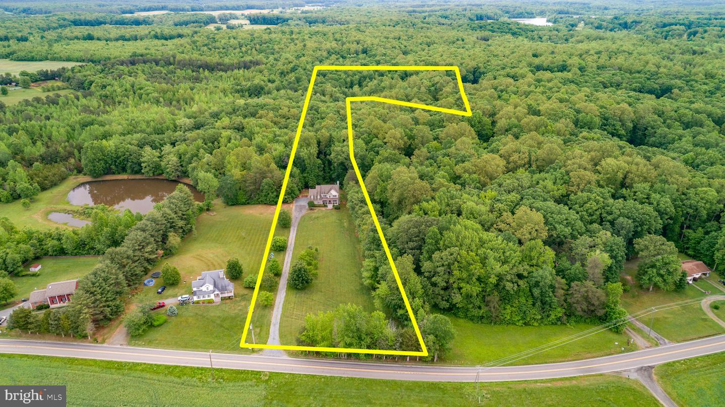838 HARTWOOD RD, FREDERICKSBURG, Virginia 22406, 5 Bedrooms Bedrooms, ,4 BathroomsBathrooms,Residential,For sale,838 HARTWOOD RD,VAST2038800 MLS # VAST2038800