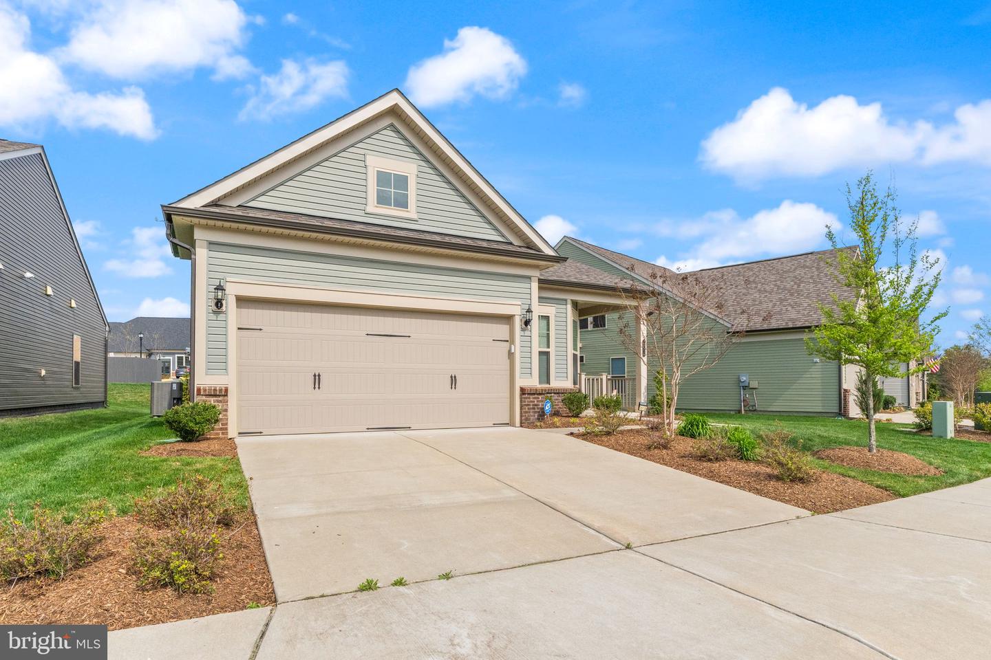 16136 PINK POPPY WAY, HAYMARKET, Virginia 20169, 2 Bedrooms Bedrooms, ,2 BathroomsBathrooms,Residential,For sale,16136 PINK POPPY WAY,VAPW2094598 MLS # VAPW2094598