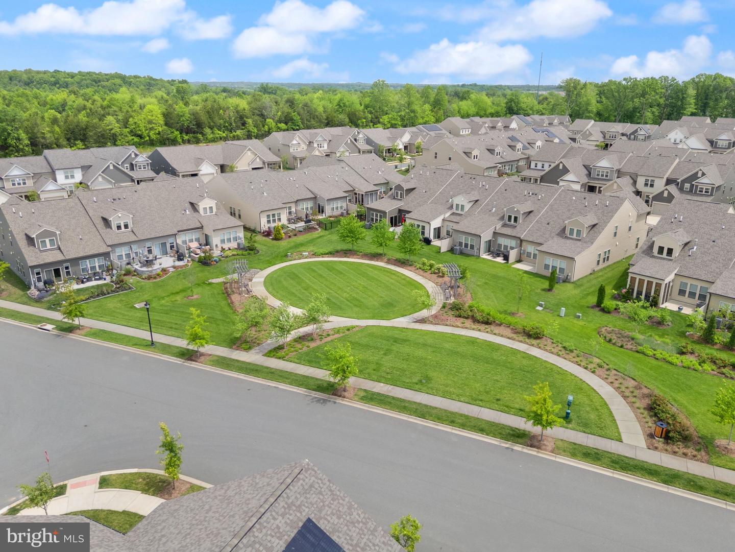 16136 PINK POPPY WAY, HAYMARKET, Virginia 20169, 2 Bedrooms Bedrooms, ,2 BathroomsBathrooms,Residential,For sale,16136 PINK POPPY WAY,VAPW2094598 MLS # VAPW2094598