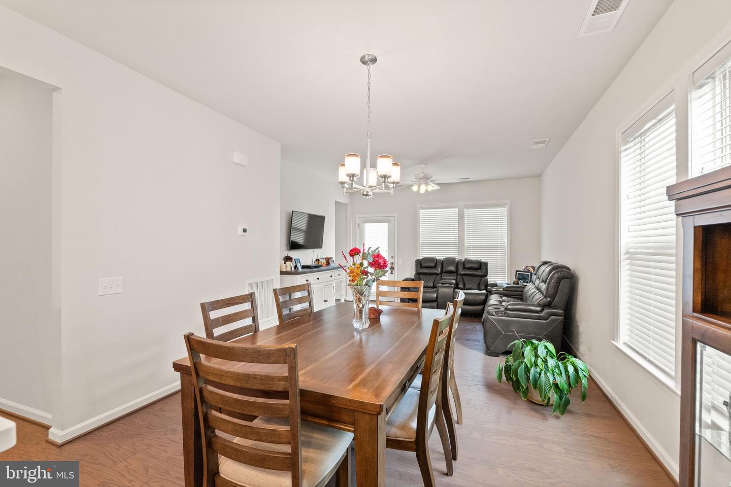 16136 PINK POPPY WAY, HAYMARKET, Virginia 20169, 2 Bedrooms Bedrooms, ,2 BathroomsBathrooms,Residential,For sale,16136 PINK POPPY WAY,VAPW2094598 MLS # VAPW2094598