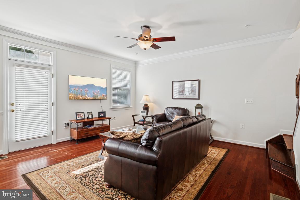 2529 PASCAL PL, HERNDON, Virginia 20171, 3 Bedrooms Bedrooms, ,2 BathroomsBathrooms,Residential,For sale,2529 PASCAL PL,VAFX2240906 MLS # VAFX2240906