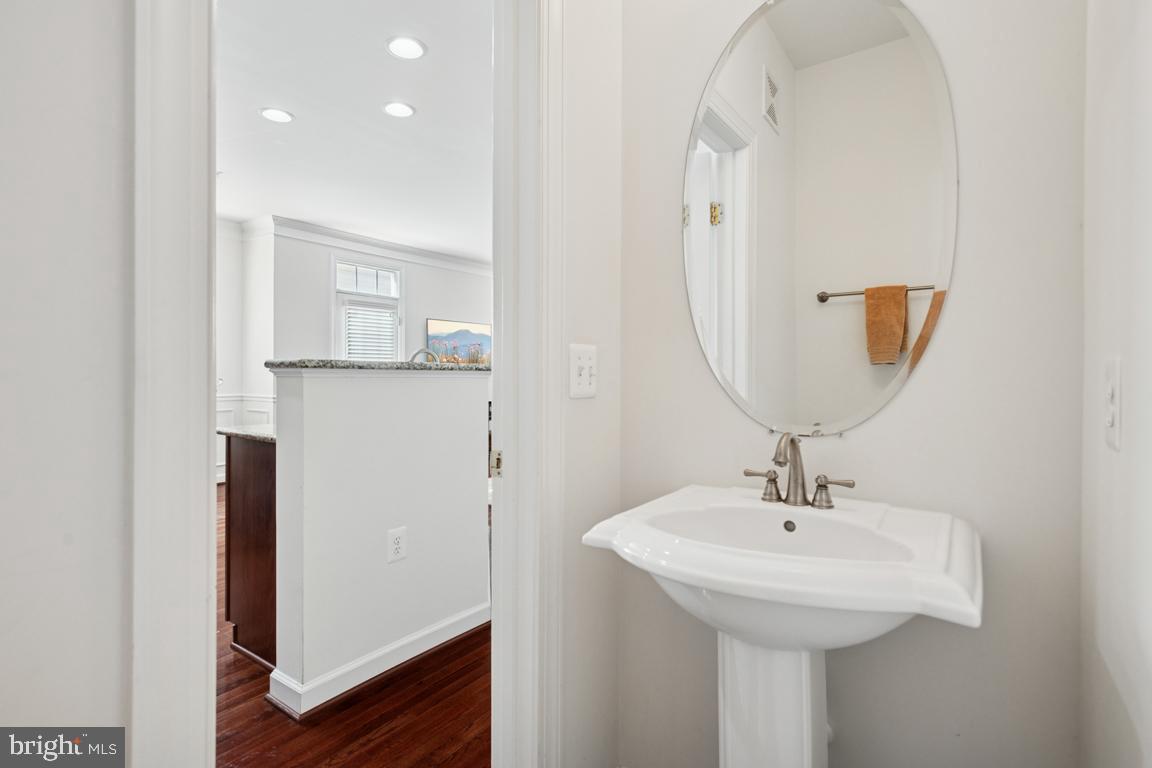 2529 PASCAL PL, HERNDON, Virginia 20171, 3 Bedrooms Bedrooms, ,2 BathroomsBathrooms,Residential,For sale,2529 PASCAL PL,VAFX2240906 MLS # VAFX2240906