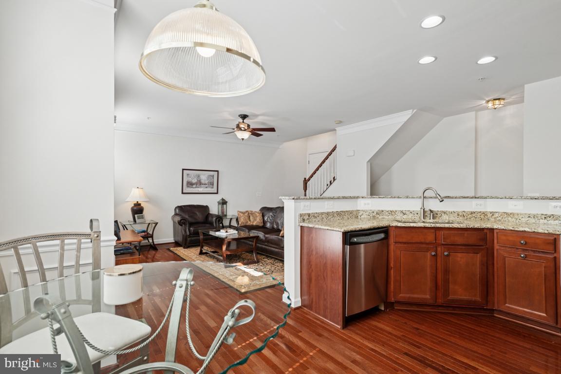 2529 PASCAL PL, HERNDON, Virginia 20171, 3 Bedrooms Bedrooms, ,2 BathroomsBathrooms,Residential,For sale,2529 PASCAL PL,VAFX2240906 MLS # VAFX2240906