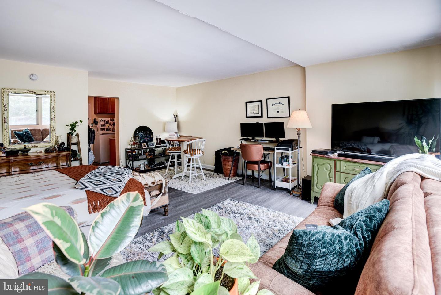922 24TH ST NW #115, WASHINGTON, District Of Columbia 20037, ,1 BathroomBathrooms,Residential,For sale,922 24TH ST NW #115,DCDC2200646 MLS # DCDC2200646